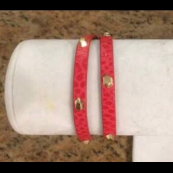 Stella and Dot red Hudson wrap bracelet - Picture 2 of 4